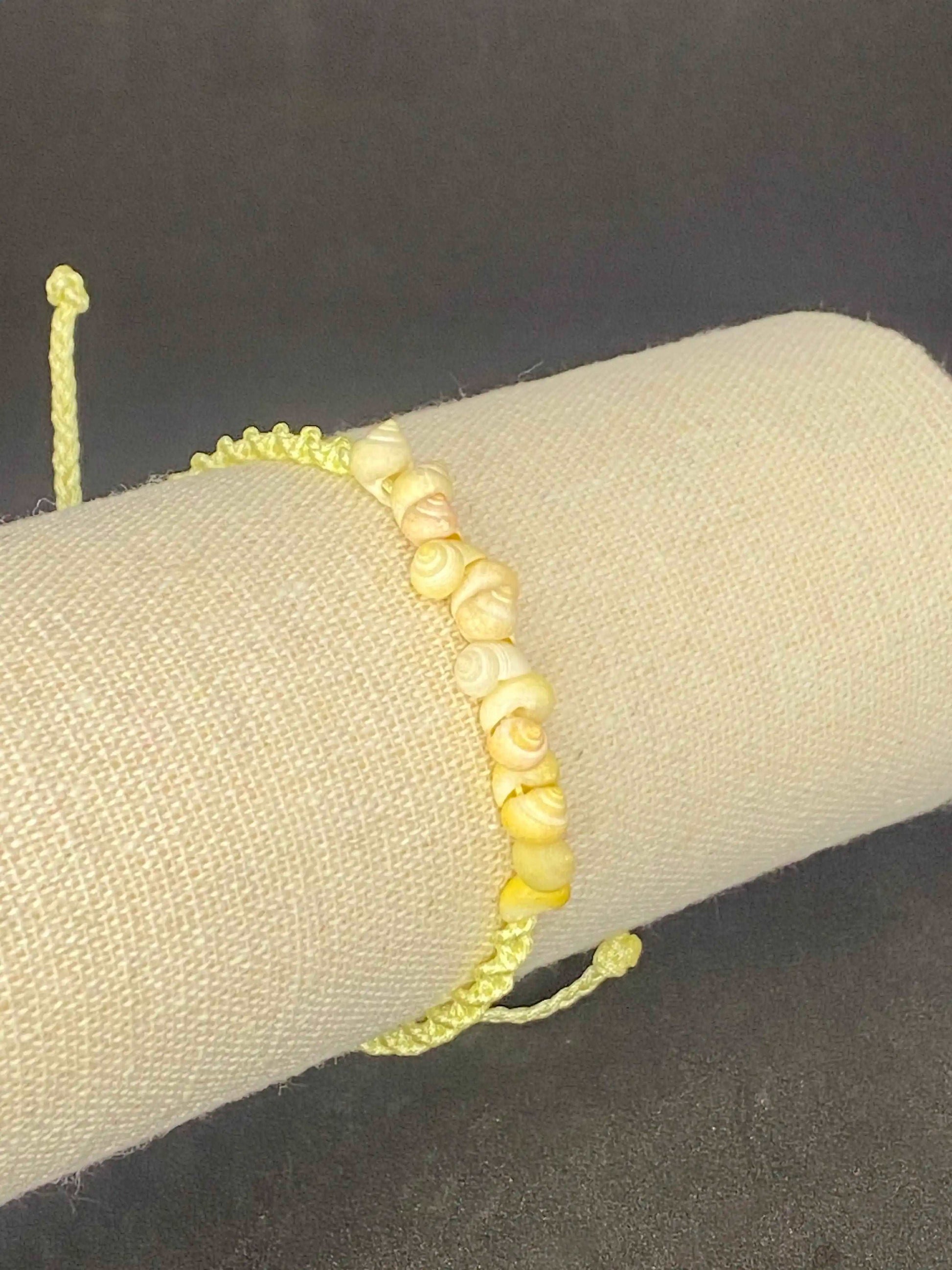 Bracelet jaune clair coquillages - BR-50 - Creations Natural Stone